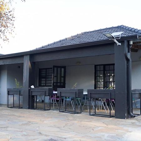 Aqua Guest House Sandown Exterior photo
